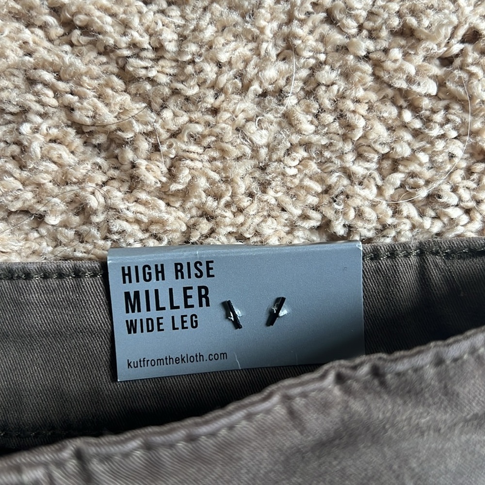 Woman’s cargo pants - Picture 4 of 7